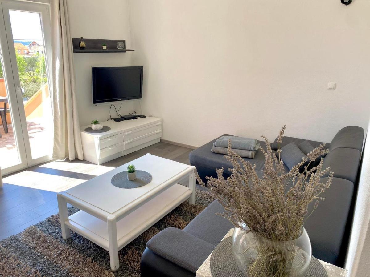 Apartman Ritta Biograd Na Moru Exterior foto